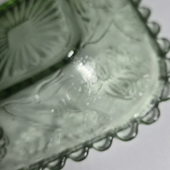 Crown Crystal Green Depression Glass Rose Sunburst Square Trinket Dish Tray - Picture 4 of 10